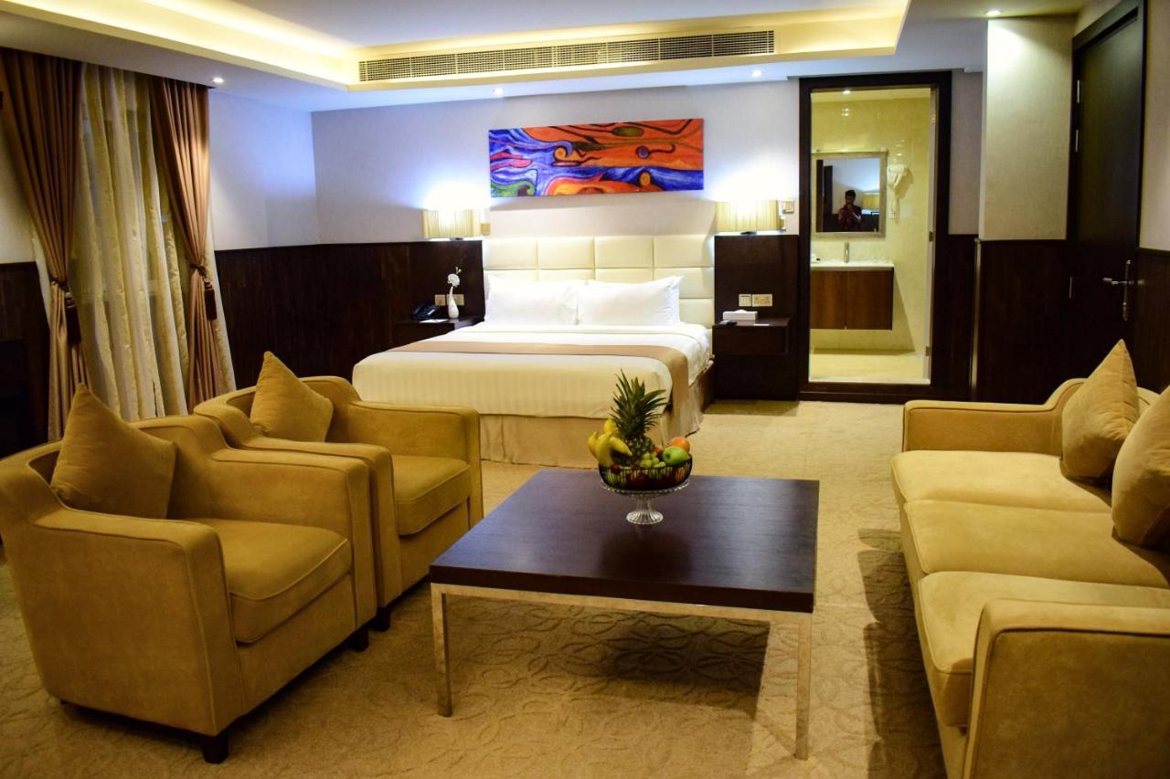 The Secure Inn Hotel Muscat Exterior photo